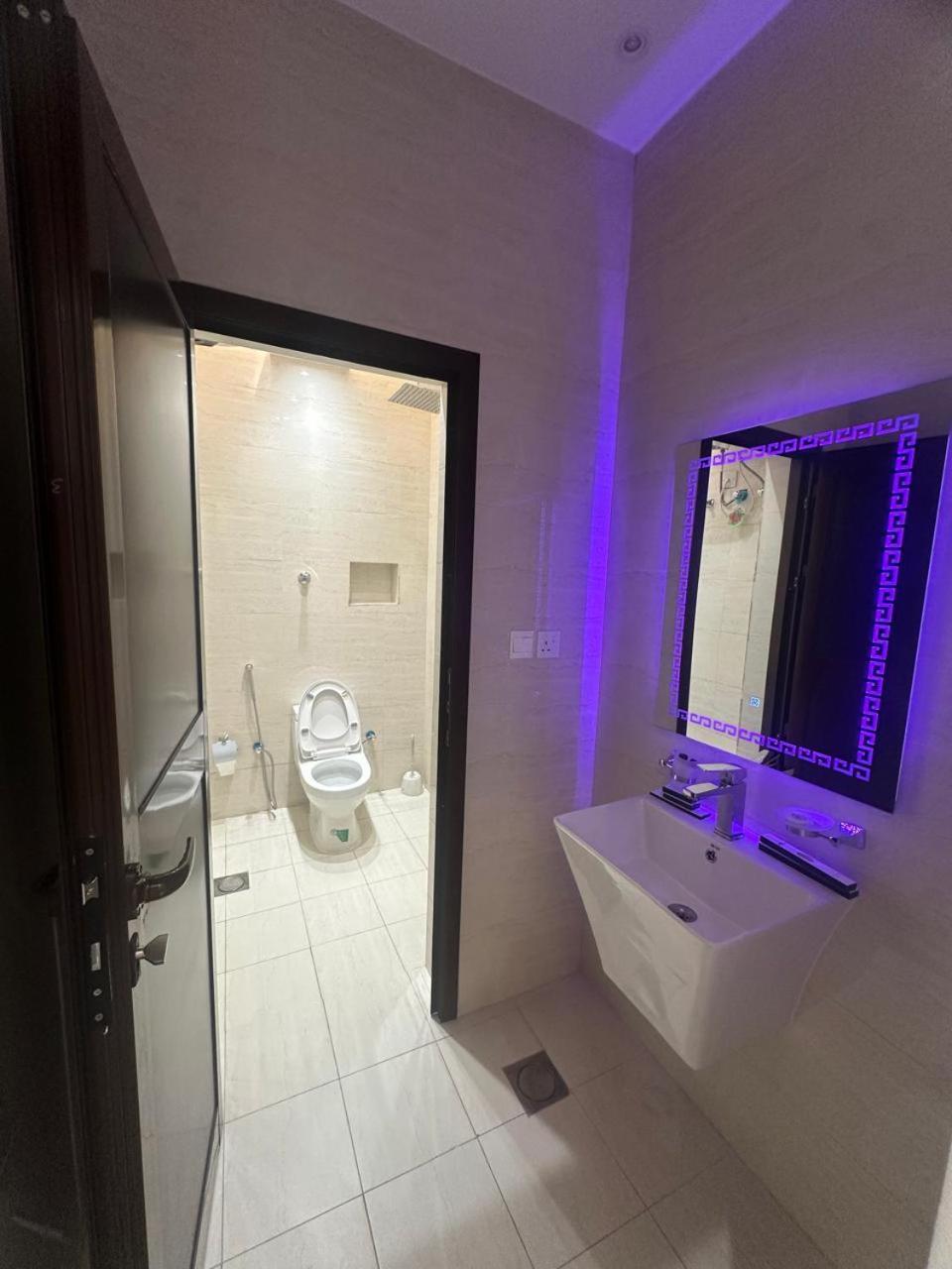 منازل المرجان للوحدات السكنية المفروشة Manzel Al Murjan Hotel Apartments リヤード エクステリア 写真